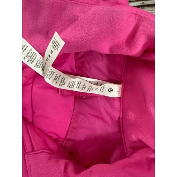 Lululemon down for it all vest size 2 color pink NWT - Picture 2 of 3